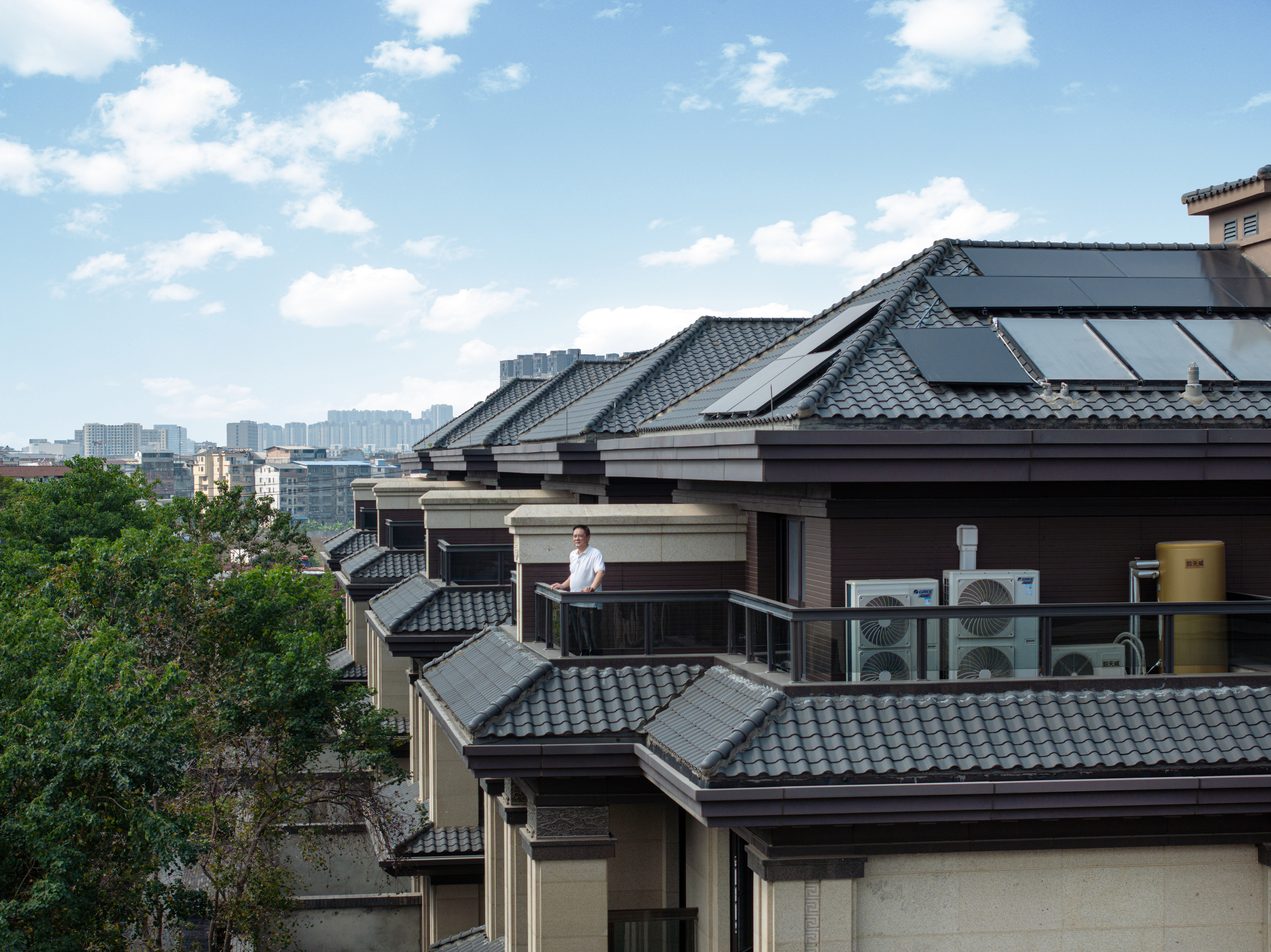 广西南宁阳光家庭能源别墅光储充电站