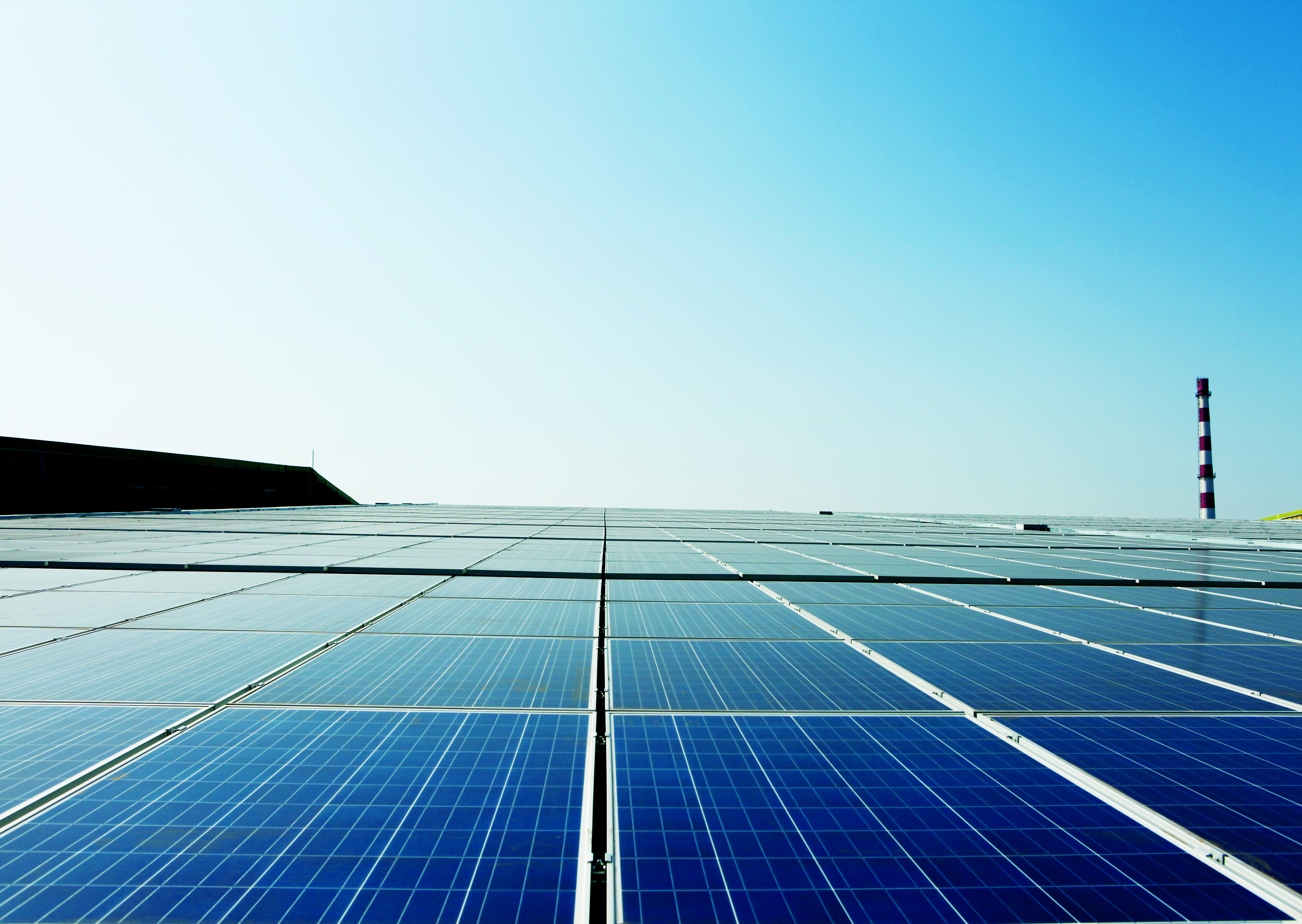 上海宝钢50MW工商业光伏电站