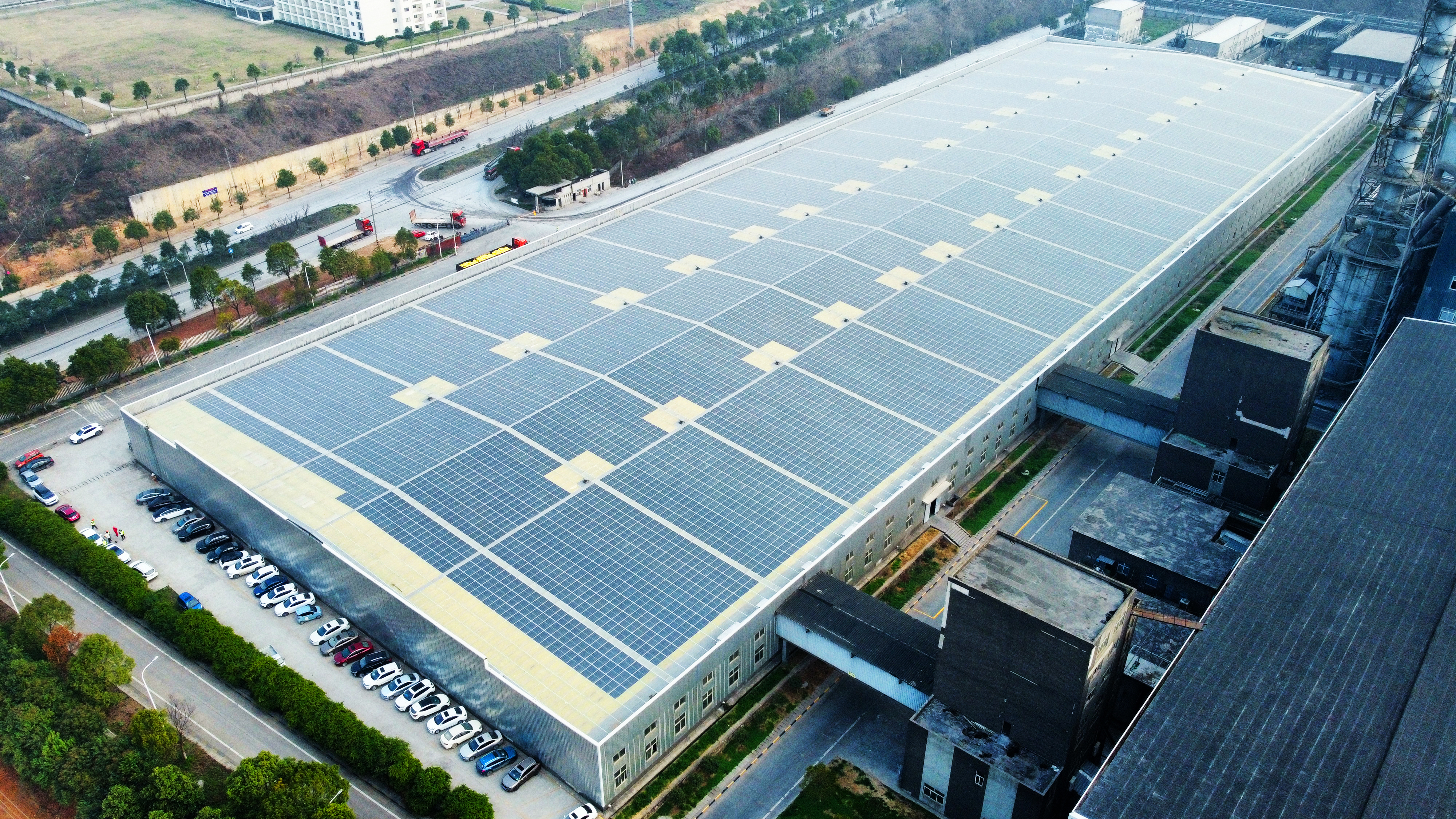 湖北宜化松滋肥业4.8MW工商业光伏电站