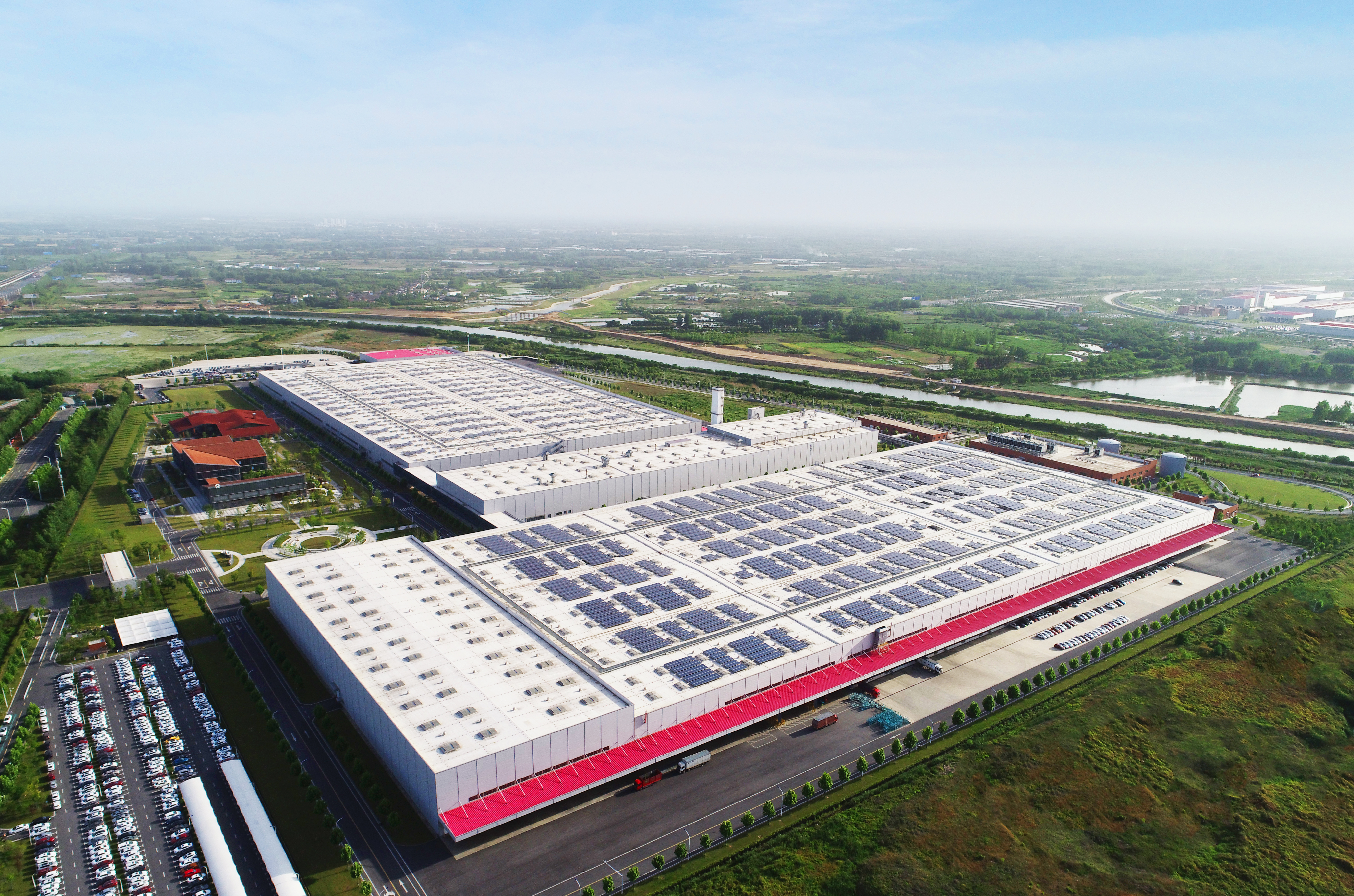 蔚来汽车5.028MW工商业光伏电站