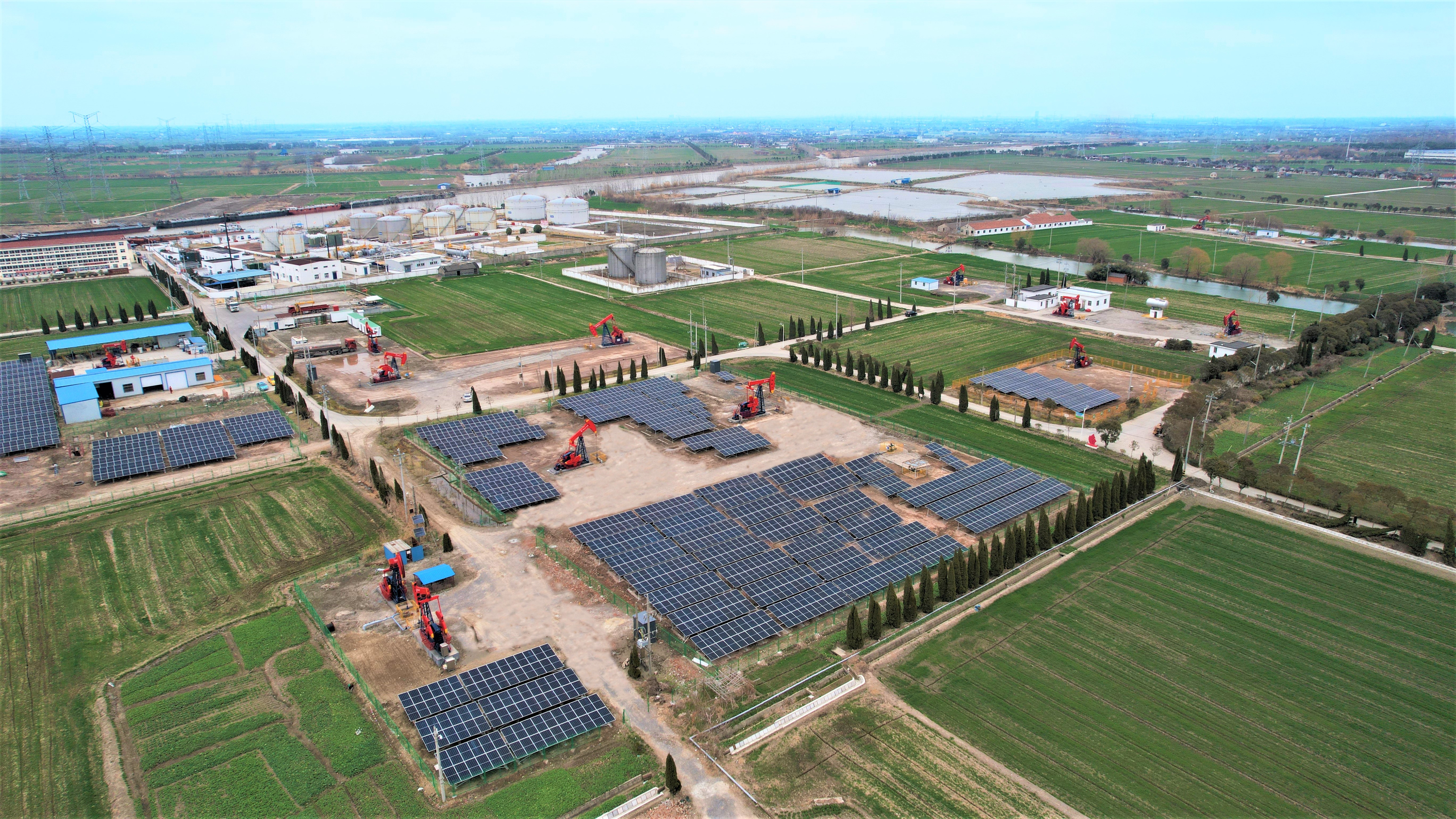 中石化泰州采油厂1.1MW工商业光伏电站