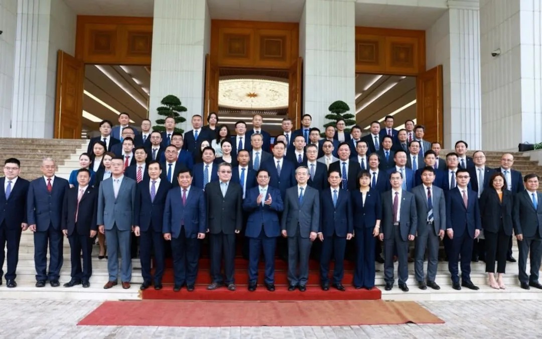 越南总理范明政会见阳光新能源副总裁焦文广